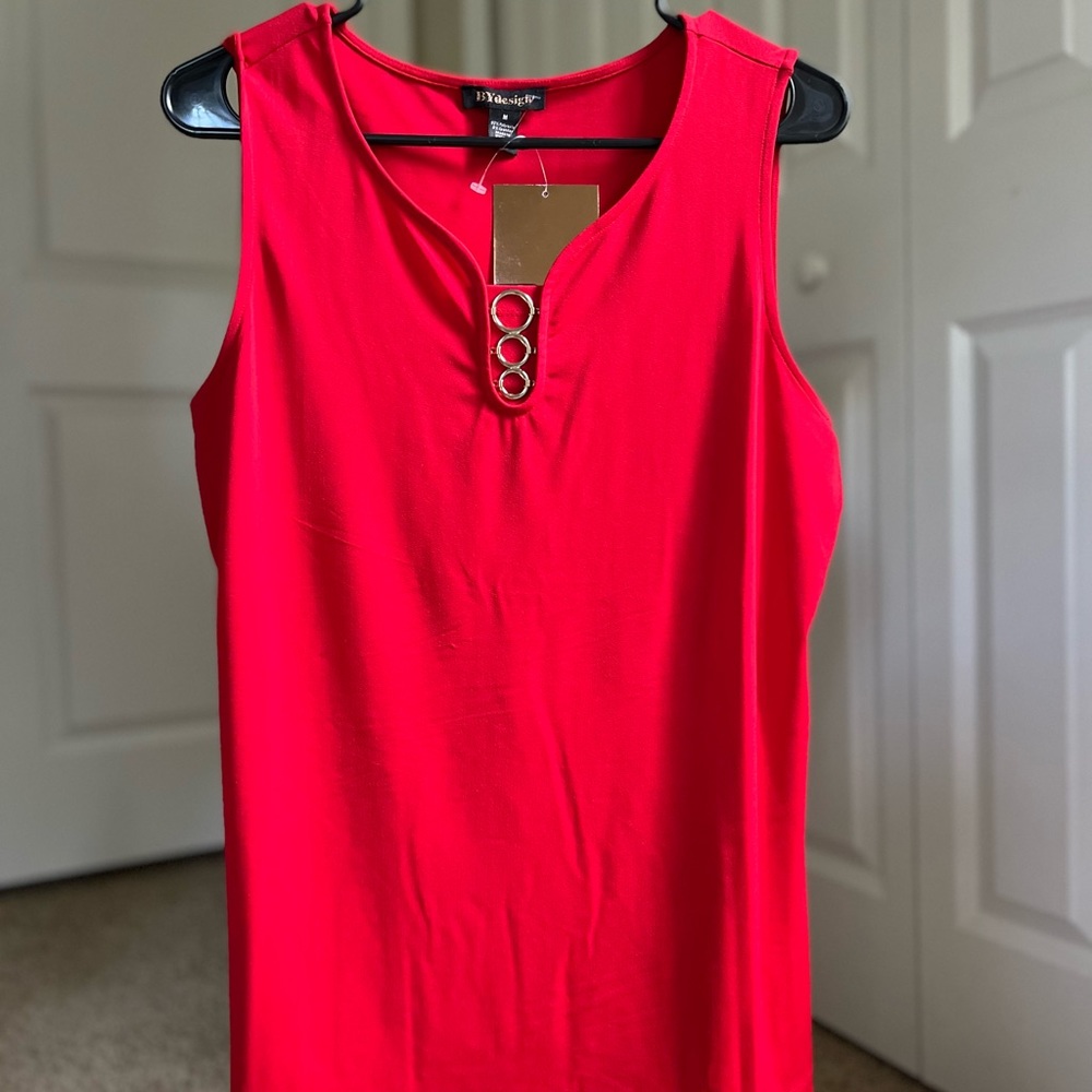 Bydesign Red Sleveless Top New.
New !!
26 long
18 bust
92% polyester 
8% spandex